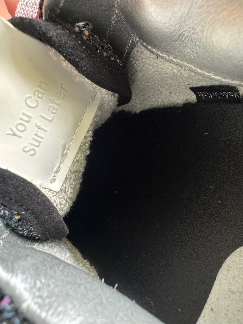 EUC Women's P448 Low Top Glitter Sneakers Size 38 - Picture 3 of 8